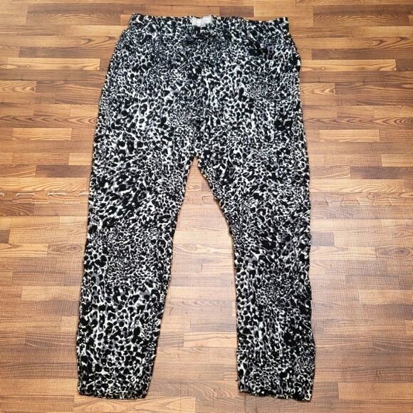 Banana Republic Factory Leopard Print pants size XS - Picture 1 of 9